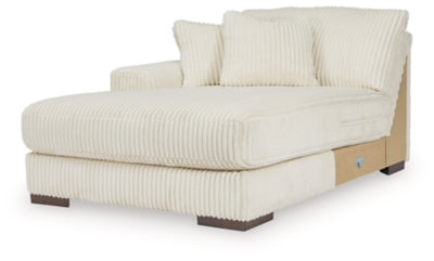 Lindyn Sectional with Chaise - American Home Express Outlet (San Antonio, TX)