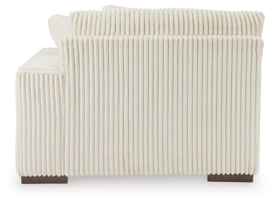 Lindyn Sectional with Chaise - American Home Express Outlet (San Antonio, TX)