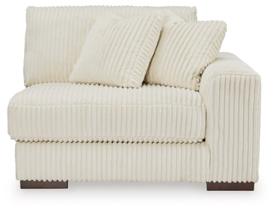 Lindyn Sectional with Chaise - American Home Express Outlet (San Antonio, TX)