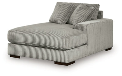 Lindyn Sectional with Chaise - American Home Express Outlet (San Antonio, TX)