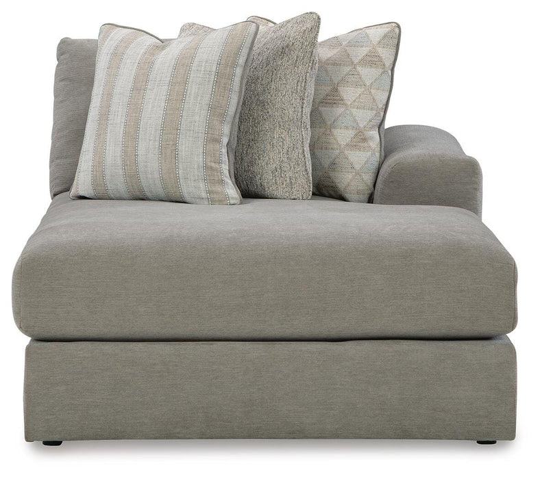 Avaliyah Sectional with Chaise - American Home Express Outlet (San Antonio, TX)