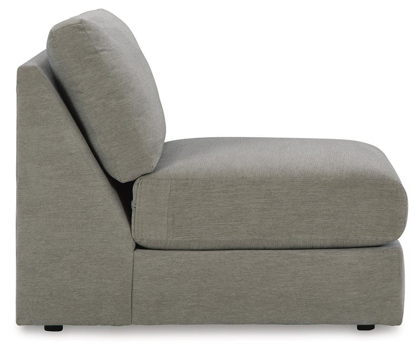 Avaliyah Sectional with Chaise - American Home Express Outlet (San Antonio, TX)