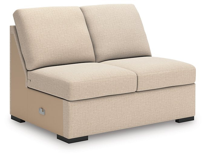 LadyMae Sectional with Chaise - American Home Express Outlet (San Antonio, TX)