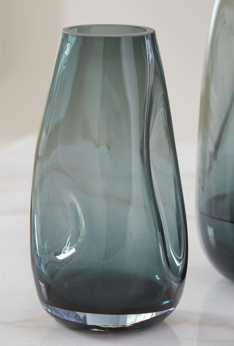 Beamund Vase (Set of 2) - American Home Express Outlet (San Antonio, TX)