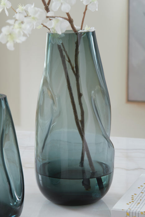 Beamund Vase (Set of 2) - American Home Express Outlet (San Antonio, TX)