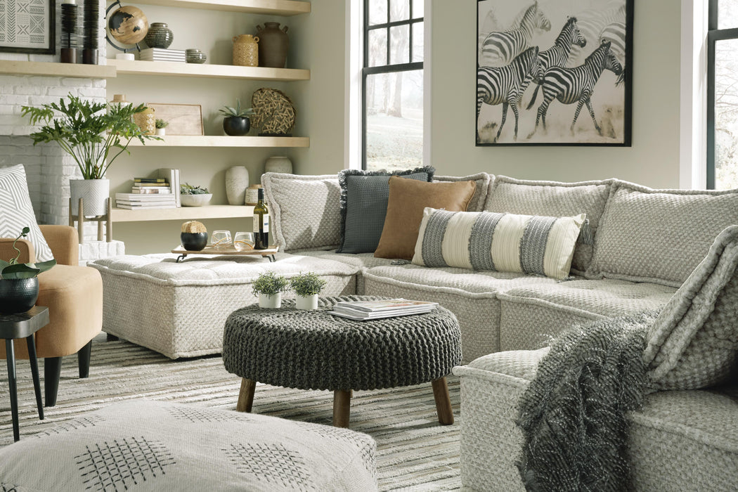 Bales Accent Chair - American Home Express Outlet (San Antonio, TX)