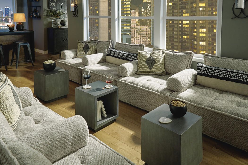 Bales Accent Chair - American Home Express Outlet (San Antonio, TX)