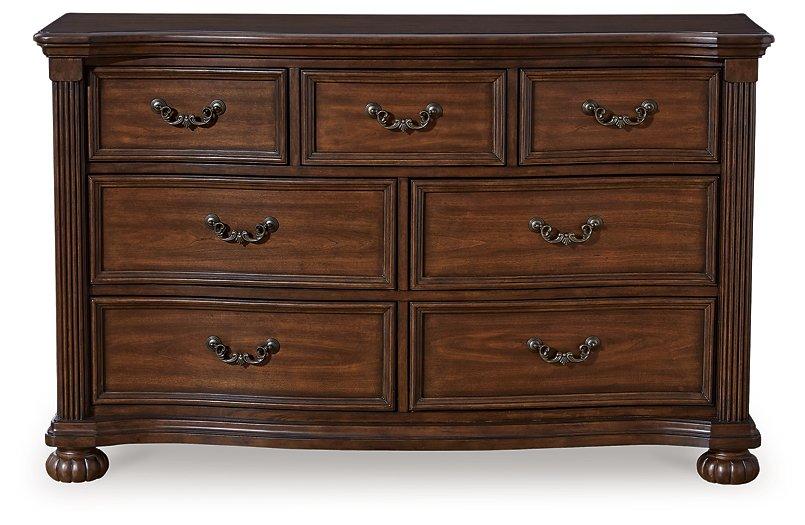 Lavinton Dresser