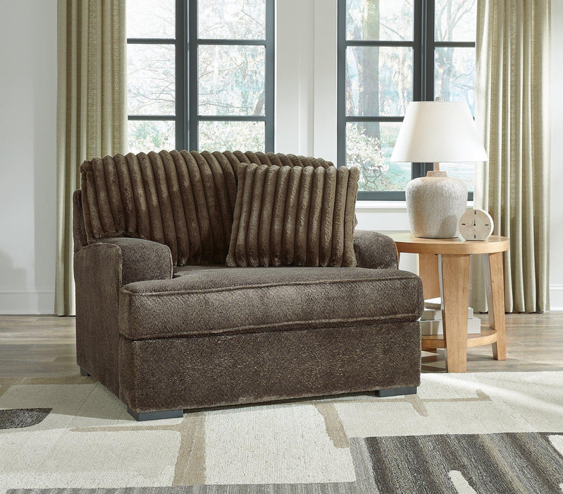 Aylesworth Oversized Chair - American Home Express Outlet (San Antonio, TX)
