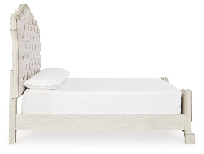 Arlendyne Upholstered Bed