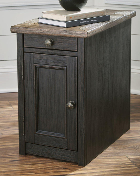 Tyler Creek End Table Set - American Home Express Outlet (San Antonio, TX)