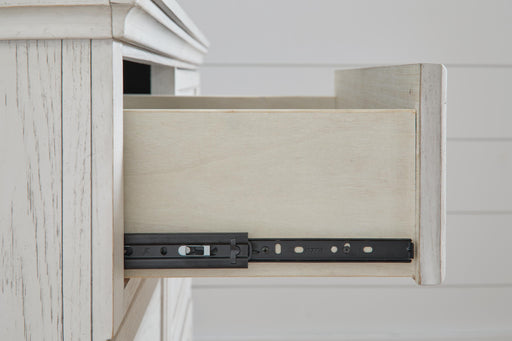 Robbinsdale Bedroom Set - American Home Express Outlet (San Antonio, TX)