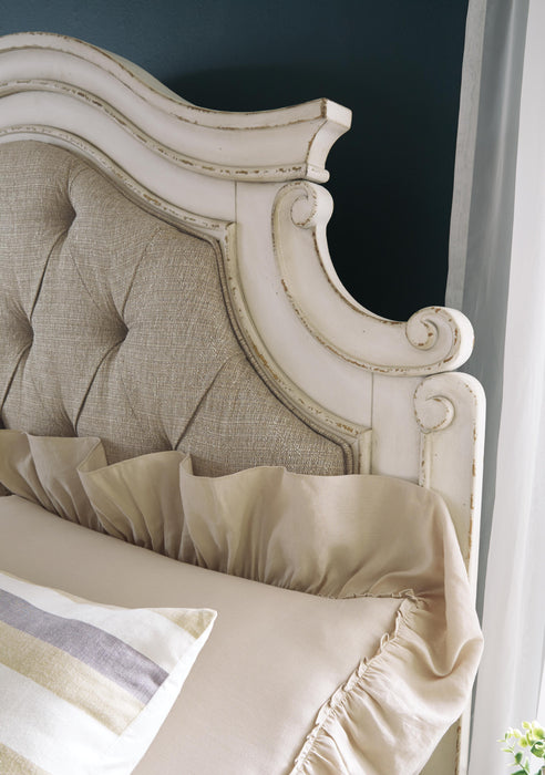 Realyn Bedroom Set - American Home Express Outlet (San Antonio, TX)