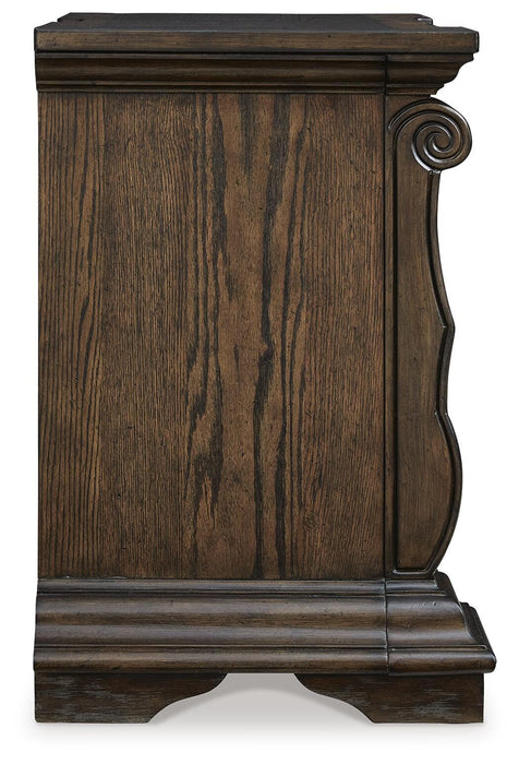 Maylee Bedroom Set - American Home Express Outlet (San Antonio, TX)