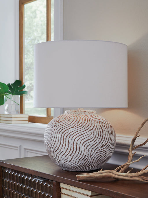 Vien Table Lamp - American Home Express Outlet (San Antonio, TX)