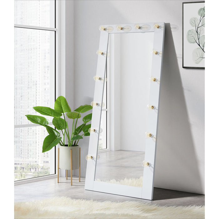 Lindy Floor Mirror with Lights in White - American Home Express Outlet (San Antonio, TX)