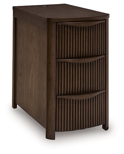 Camdill Chairside End Table - American Home Express Outlet (San Antonio, TX)