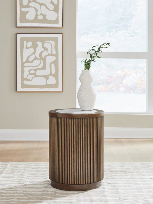 Hadonna End Table - American Home Express Outlet (San Antonio, TX)