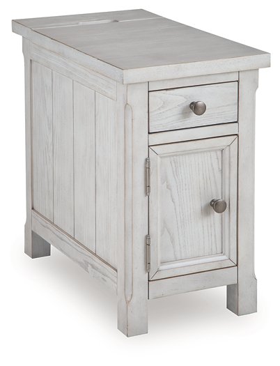 Robbinsdale Chairside End Table - American Home Express Outlet (San Antonio, TX)